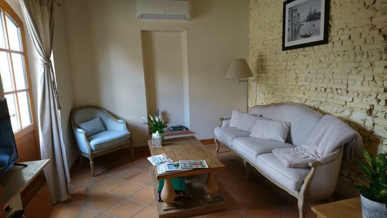 Le Clos Du Cedre Launac Экстерьер фото